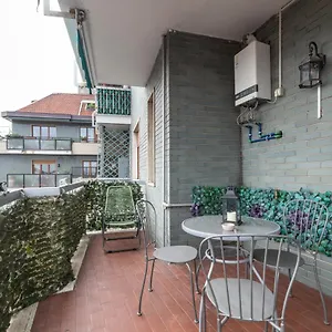 pasteur-modern-studio-with-terrace.it-lombardy.com/