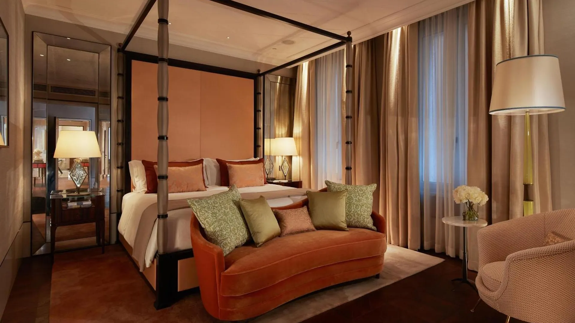 The St. Regis Benátky Hotel